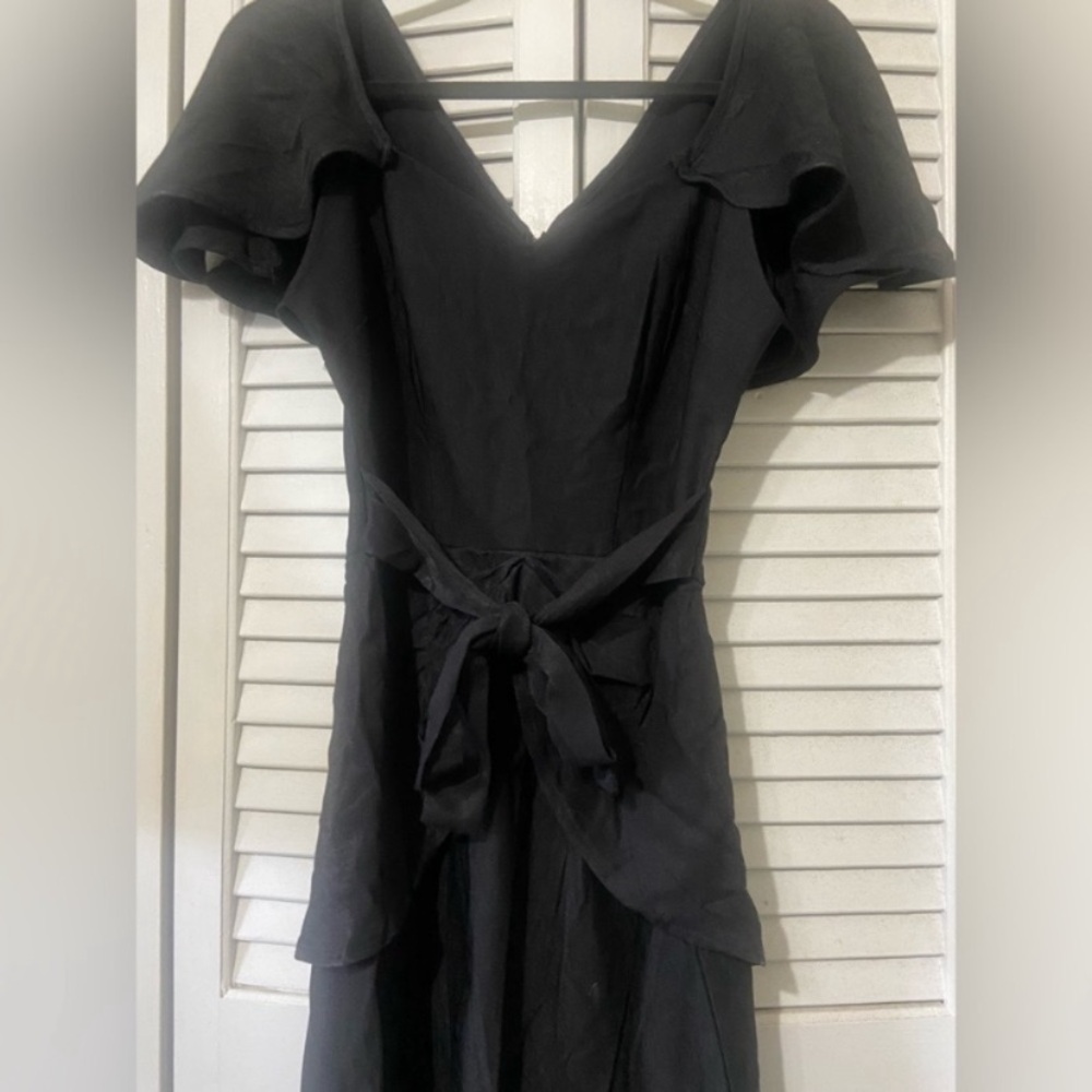 🌹 Stop Staring Black Ruffled Wrap Midi Dress 🌹